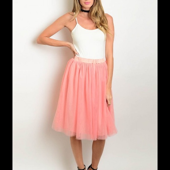 Pink Tulle Midi Skirt - Picture 7 of 8