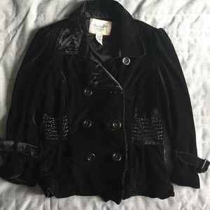 Black velvet 3/4 length sleeve jacket