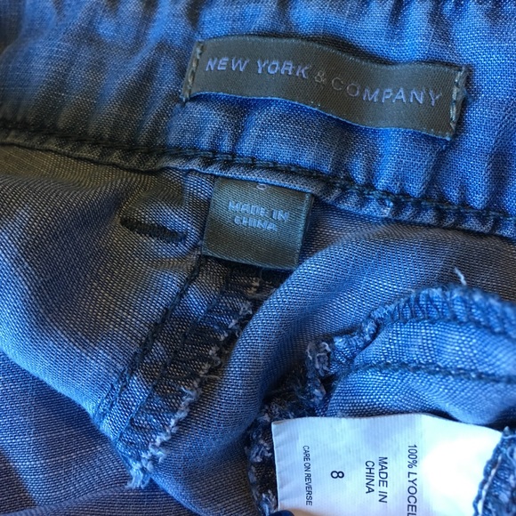 New York & Company Pants - Chambray Joggers Cargo Pants 8 Blue New York & Company Pants - Chambray Joggers Cargo Pants 8 Blue