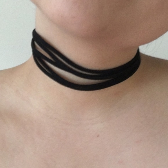 2/$10! Black Velvet 5-Tier Choker - Picture 2 of 3