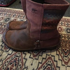 Sorel Short Boots