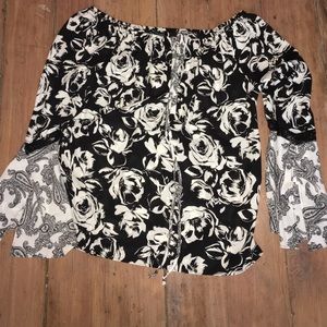 White House Black Market black and white blouse