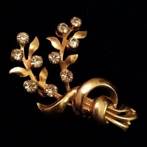 Original Mid Century Gold & Rhinestone Brooch