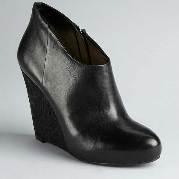 yellow peep toe flats