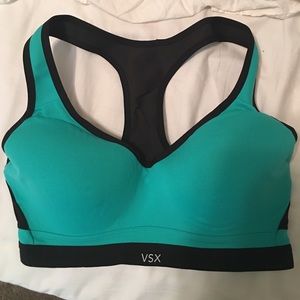 Victoria's Secret green padded sports bra. 32D