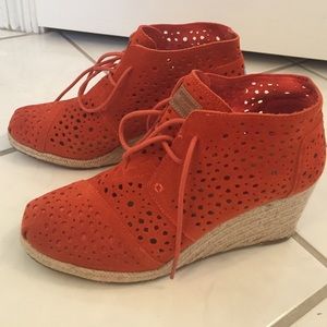 Toms Booties