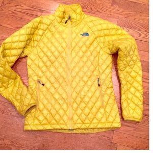 ❄️NORTH FACE Thermoball Jacket❄️