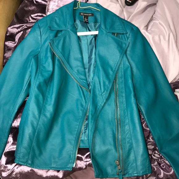 Turquoise SPRING leather jacket🌸