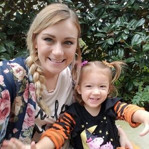 Meet your Posher, Devyn