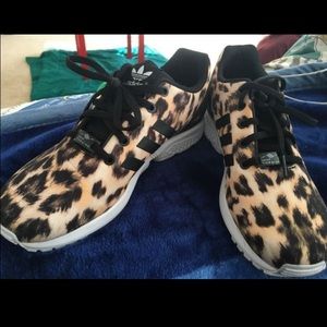 Adidas leopard training shoes size 7