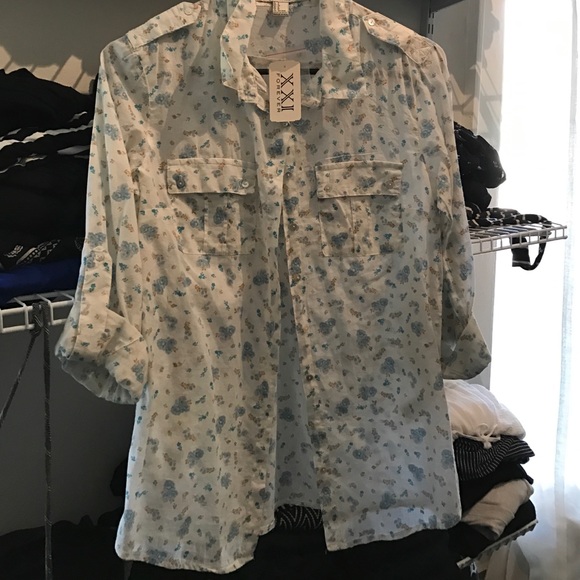 Floral button up
