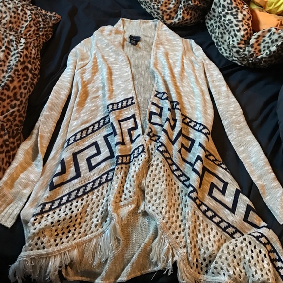 Rue21 Cardigan