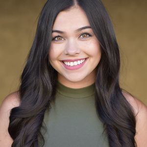 Meet your Posher, Caitlin