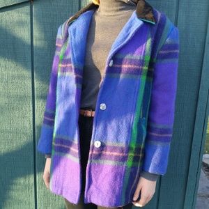 Vintage plaid peacoat