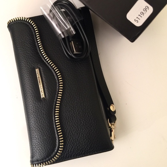 Rebecca Minkoff Charging Wristlet - Picture 4 of 4
