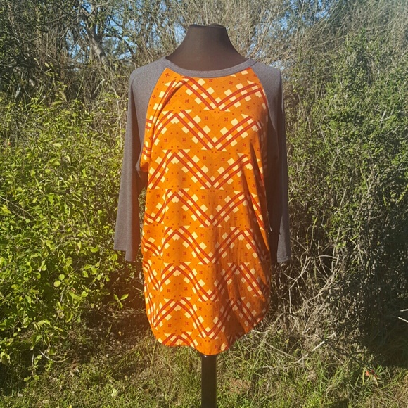 LuLaRoe Randy Tee 2XL NWT
