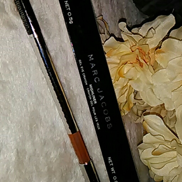MARC JACOBS (HIGHLINER) gel eye crayon NWOT - Picture 2 of 3