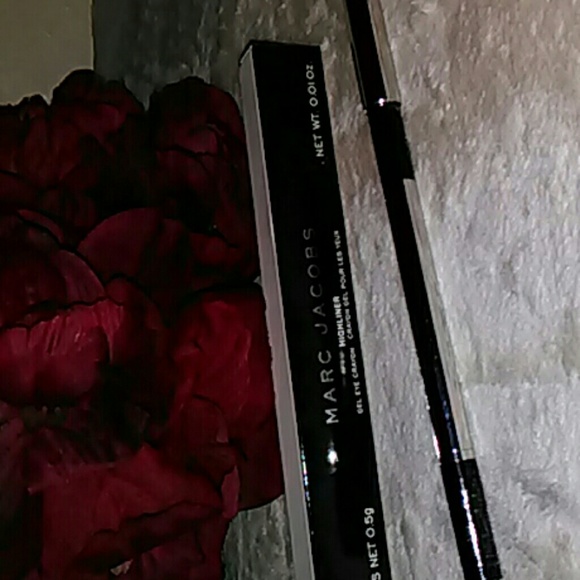 MARC JACOBS (HIGHLINER) gel eye crayon NWOT - Picture 3 of 3