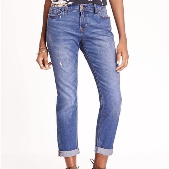 SALE!! Old Navy Distressed Skinny Boyfriend Jeans.