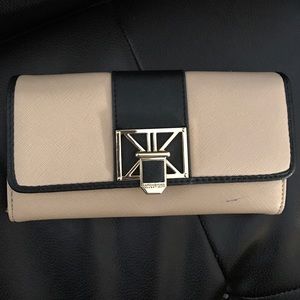 Kardashian Kollection wallet
