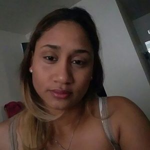 Meet your Posher, Dania