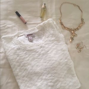 NWOT Arizona Ivory Pullover lace hem sweater M L