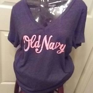 Old navy t shirt