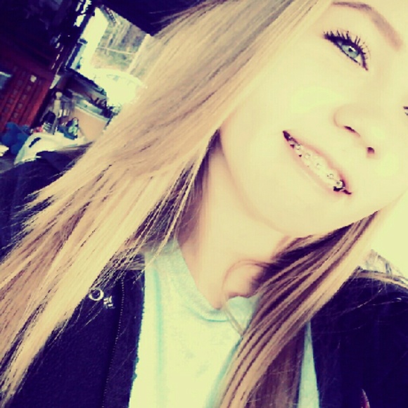 Meet your Posher, Peyton - Picture 1 of 1