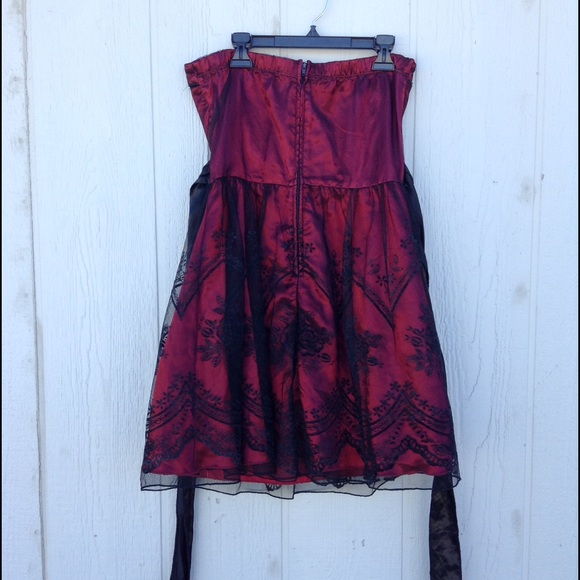 SOLD - Picture 2 of 3