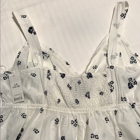 Beautiful white w/flowers sleeveless top sz 12-14 - Picture 4 of 4