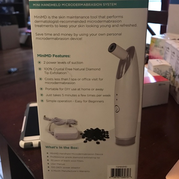 Mini Hand held Microdermabrasion system - Picture 3 of 4