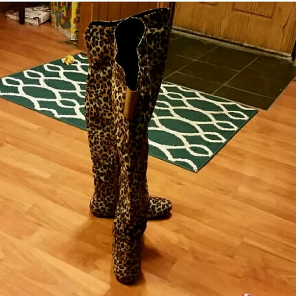 Brand new OTK DA viccino leopard boots