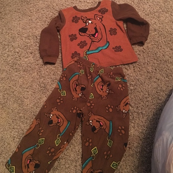 3T scooby Doo Pajamas