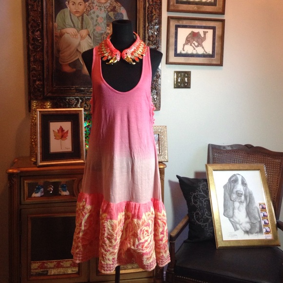 Cute low cut dress by Manoush.