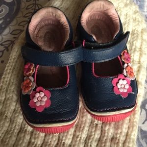 Kids shoes