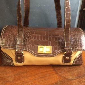 Tommy Hilfiger shoulder bag make offer❤️