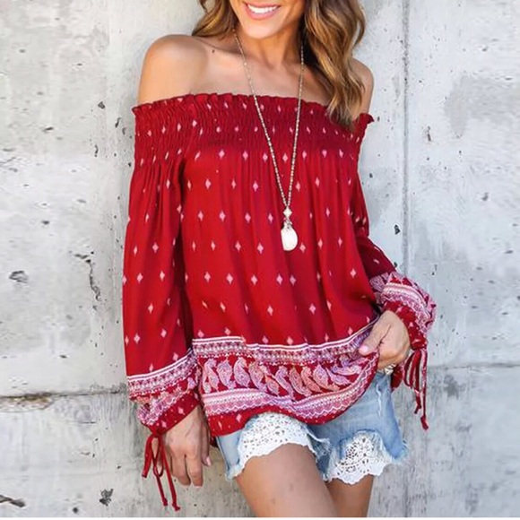 Tops - Final Sale❗️Boho off shoulder long sleeve top
