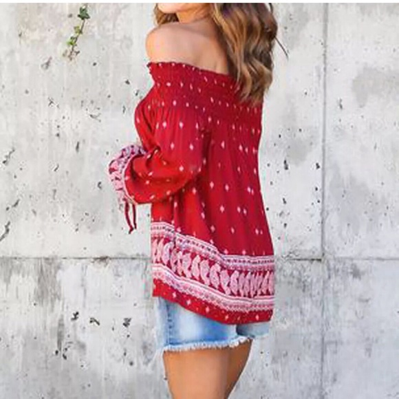 Final Sale❗️Boho off shoulder long sleeve top - Picture 2 of 4