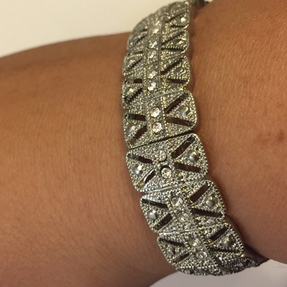 Chico's 💎rhinestone bracelet