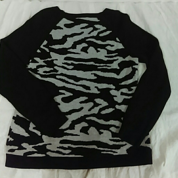 Talbot's Navy/Gray Sweater Sz. M - Picture 3 of 3