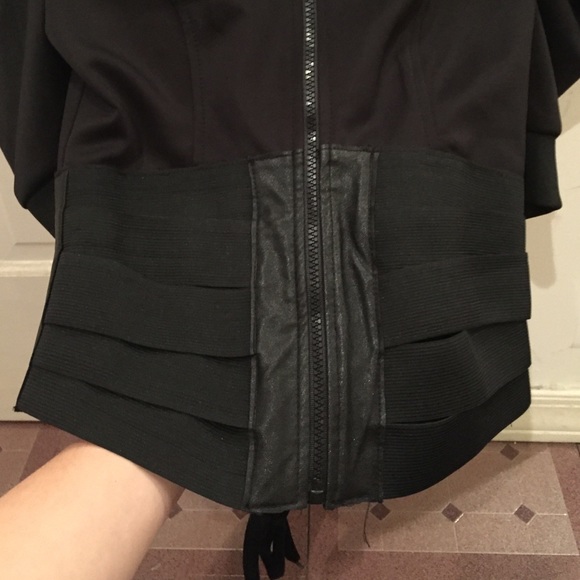 Black Gracia corset-style blazer - Picture 2 of 5