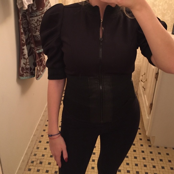 Black Gracia corset-style blazer - Picture 4 of 5