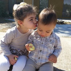 Meet your Posher, Adar