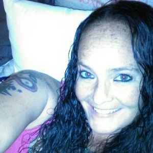 Meet your Posher, Holly