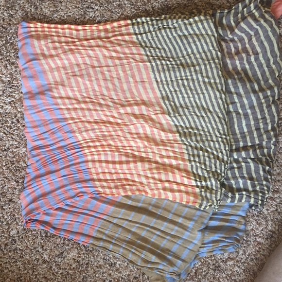 Multicolored scarf