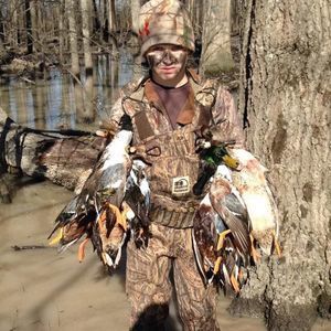 Meet your Posher, Hunter