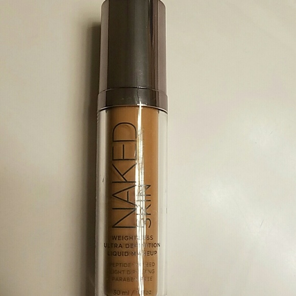 Naked foundation