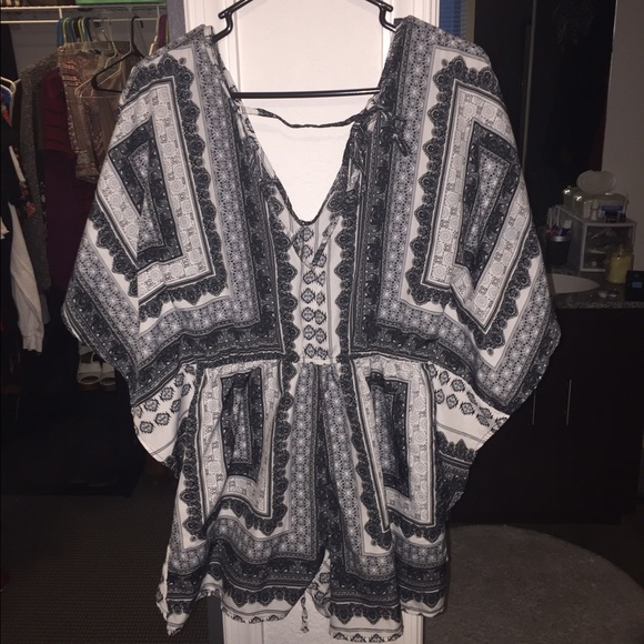 Tribal Romper - Picture 2 of 2