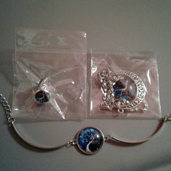 Buy earrings and necklace get bracelet FREE