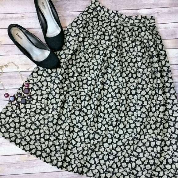 Vintage Dresses & Skirts - *Lowest Price* Vintage Floral Skirt